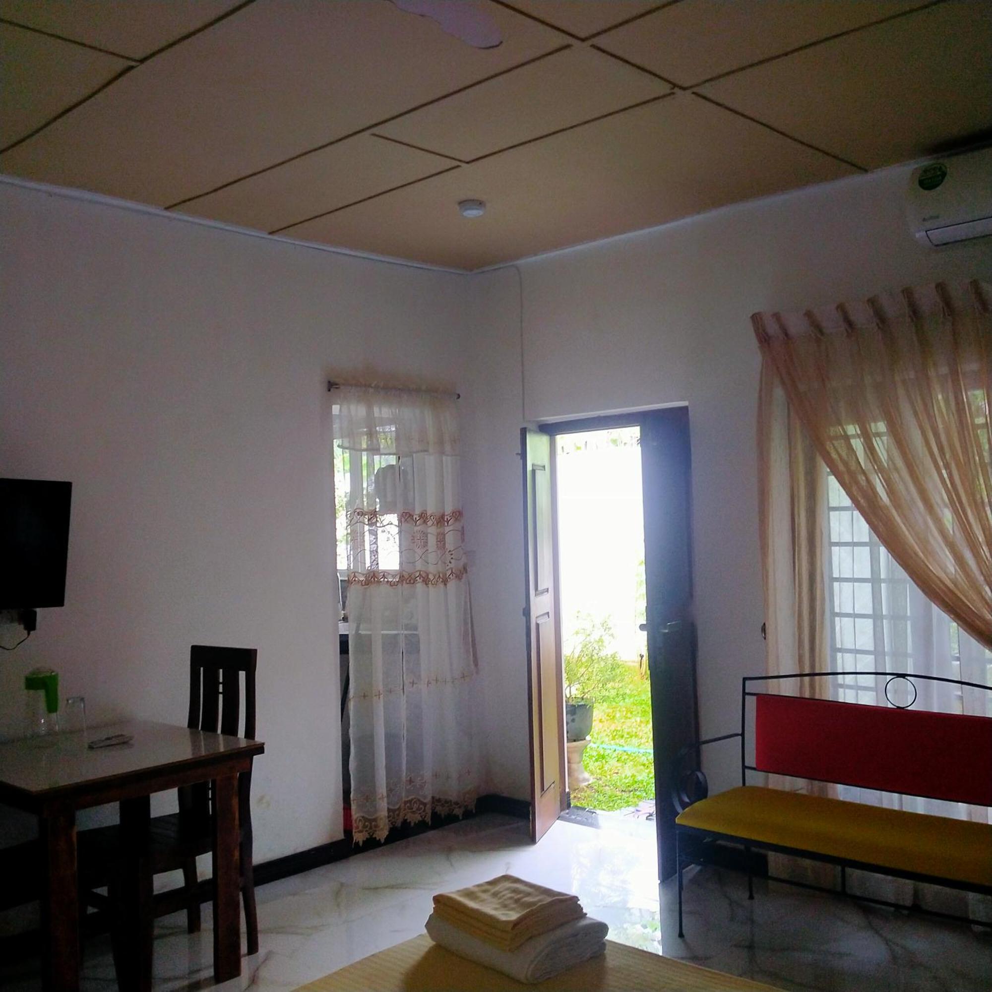 Living Home Negombo Camera foto