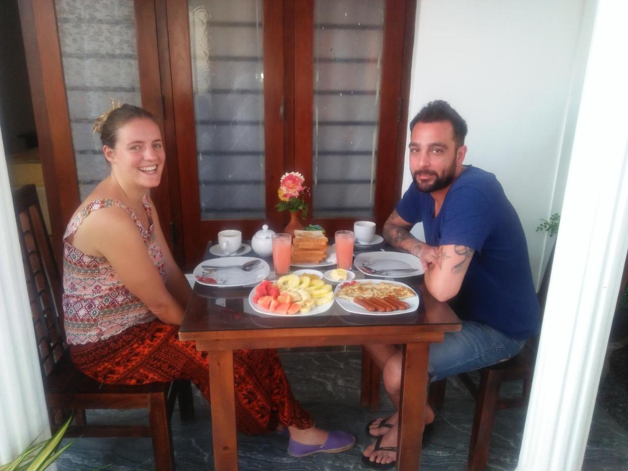 Living Home Negombo Esterno foto